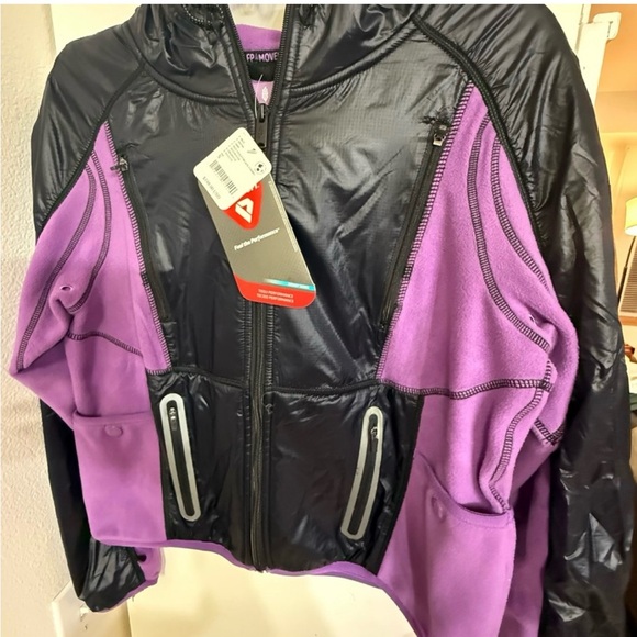 FP Movement Go The Distance Jacket - Picture 4 of 8